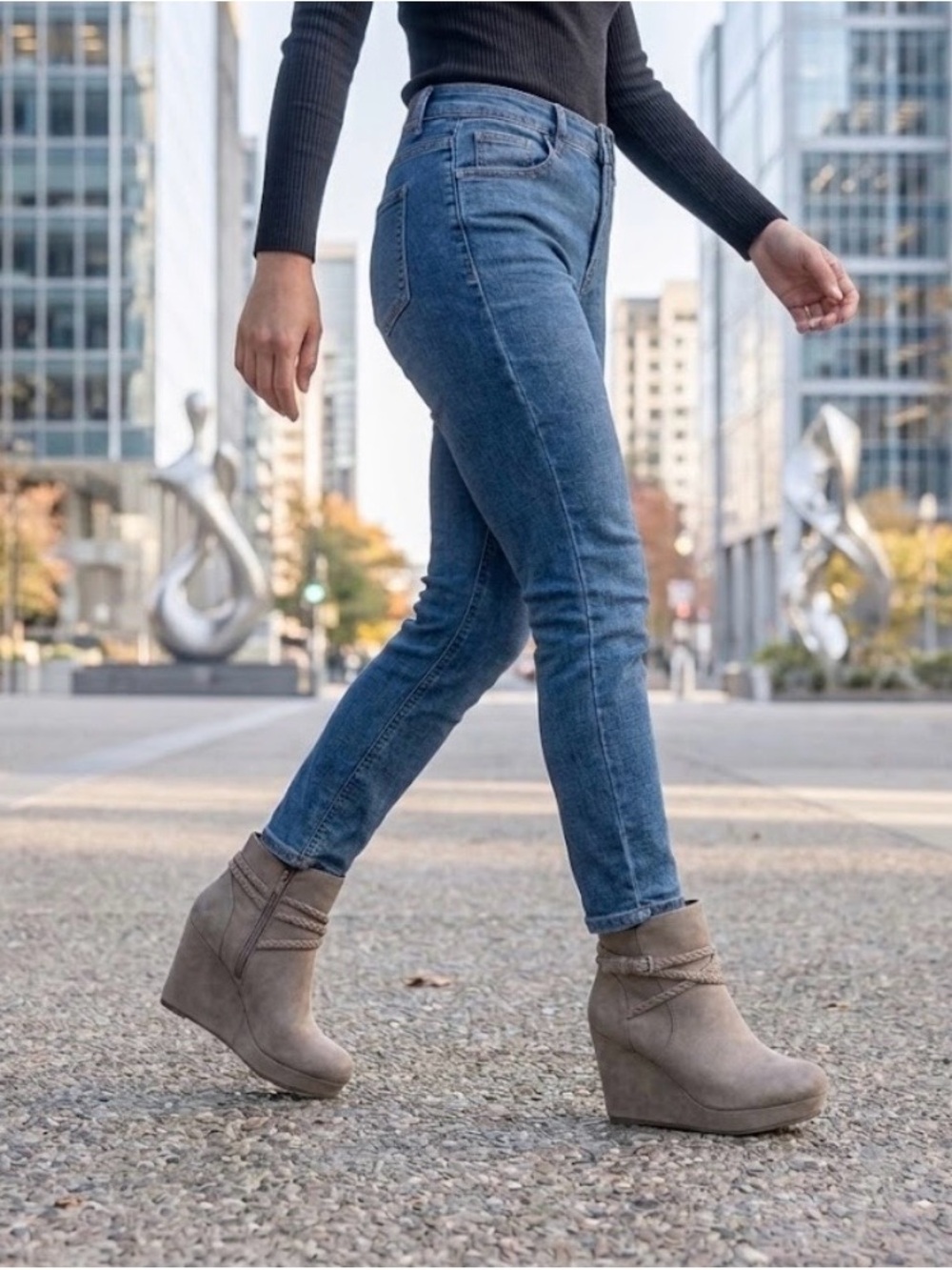 🔴 Stylish Taupe Braided Wedge Ankle Boots- 9